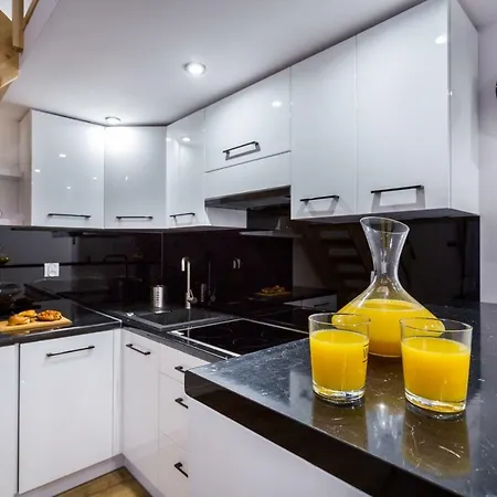Apartment 5b Premium *